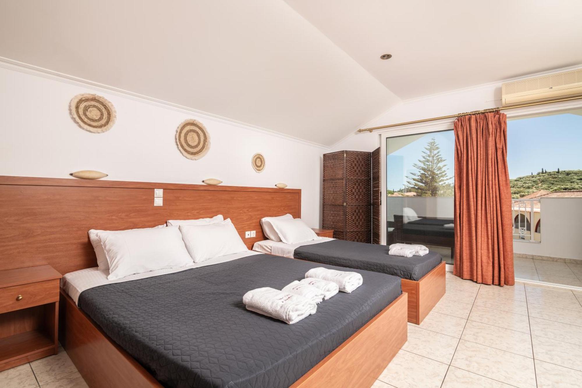 Junior Suite Pool View